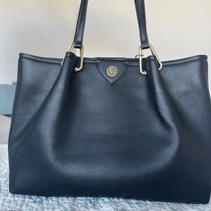 ANNE KLEIN handbag mever worn
